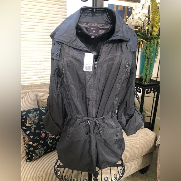 🧥 Black Anorak Detachable Hooded Jacket. - Picture 6 of 9